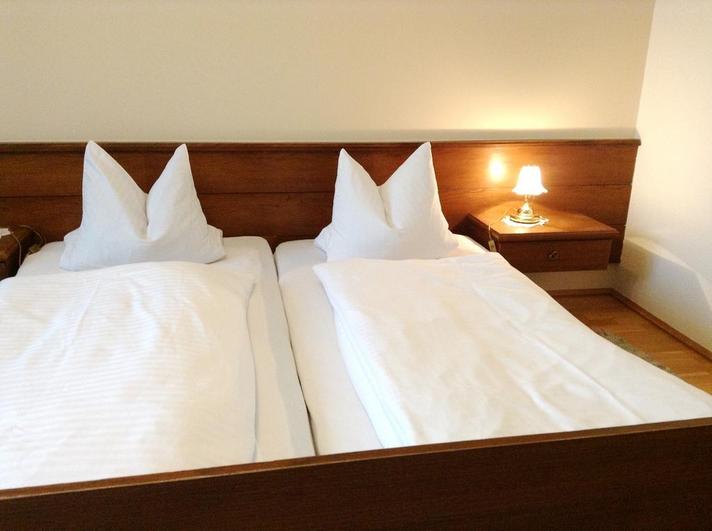 Gasthof Kaiserin Elisabeth Hotell Steyrling Rom bilde